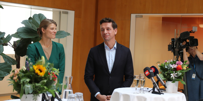 Overdragelsesceremoni i Beskæftigelsesministeriet